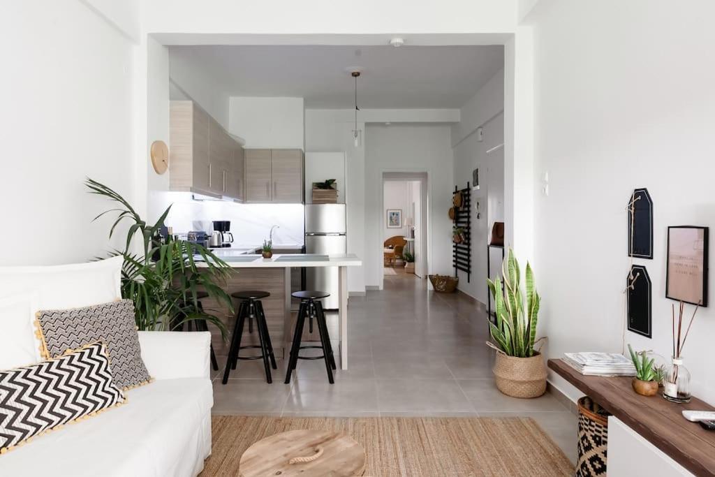 Your "Home Away From Home" - Phillopapou Hill Atene Esterno foto