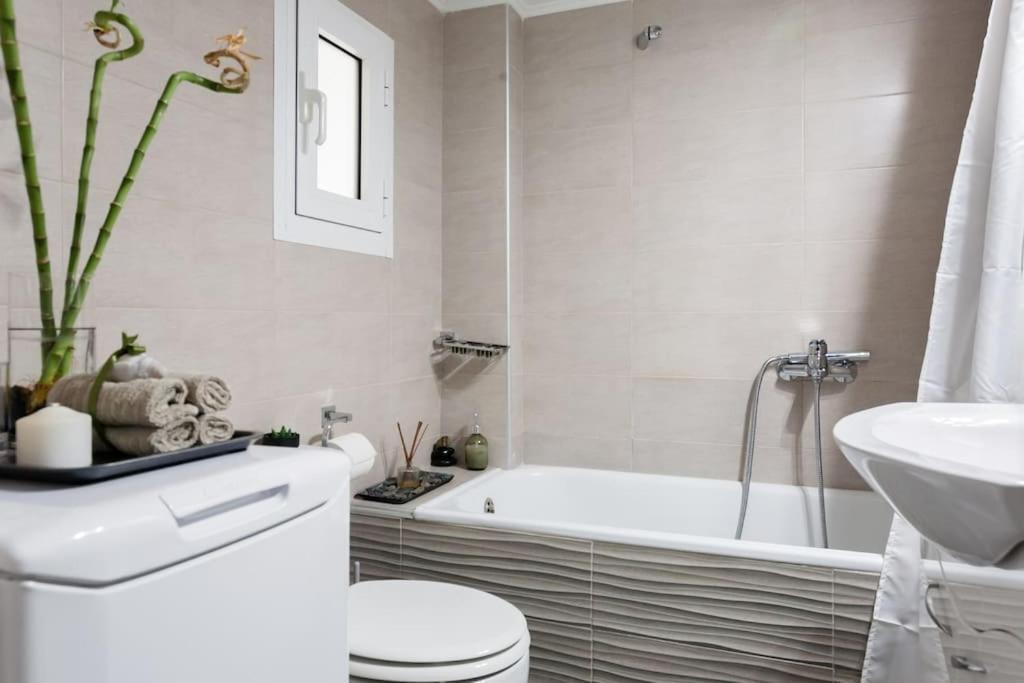 Your "Home Away From Home" - Phillopapou Hill Atene Esterno foto